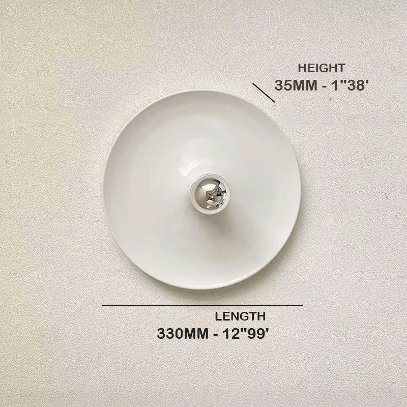 Nordic Minimalist Wall Sconce / Lamp - Bauhaus Decor