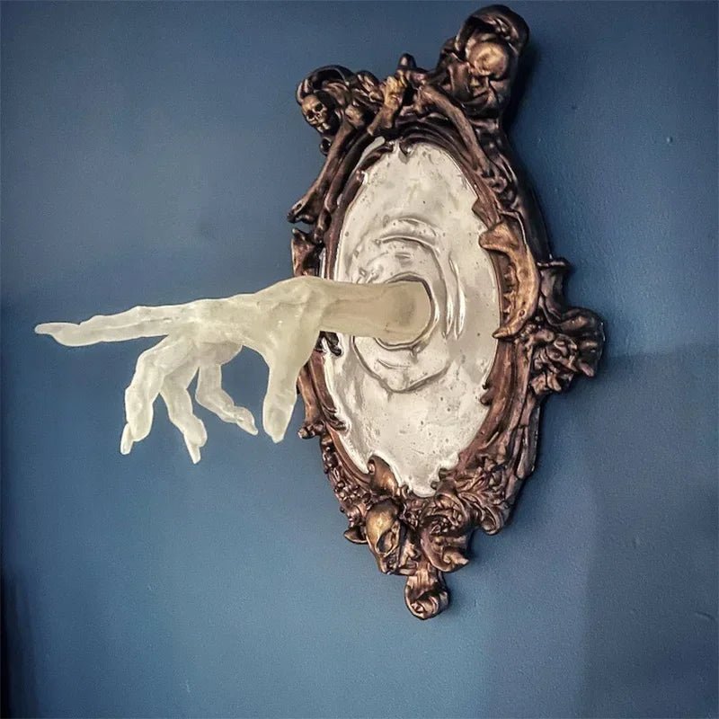 Devil's Hand Wall Decoration,Gohtic Ghost in The Mirror,Luminous Crafts Spooky Props - Mağazam