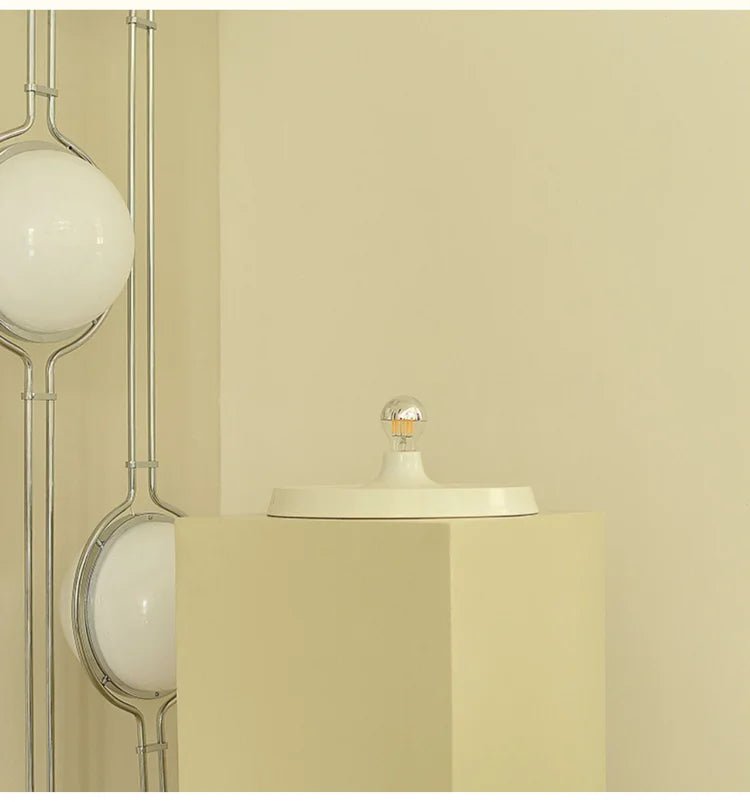 Nordic Minimalist Wall Sconce / Lamp - Bauhaus Decor